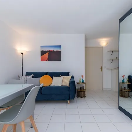 Comfortable 1 Bdr Downtown - Ac & Parking Nice Exterior photo